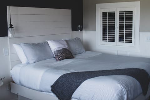 Unit with King size bed