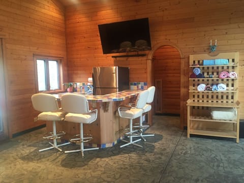 Pool Room Kitchenette w/TV and Soundbar