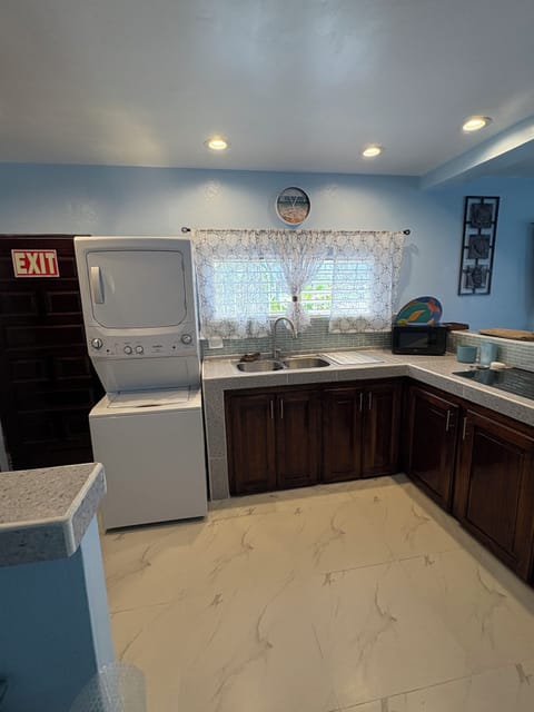 Kitchen laundry area