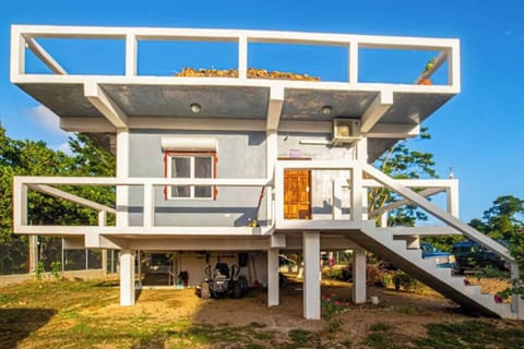 b7d576a7-afd3-4ce2-8cb7-0fec99bf69a3