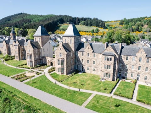 Landscape, Estate, Stately Home, Mansion, Medieval Architecture, Castle, Landscaping, Historic House