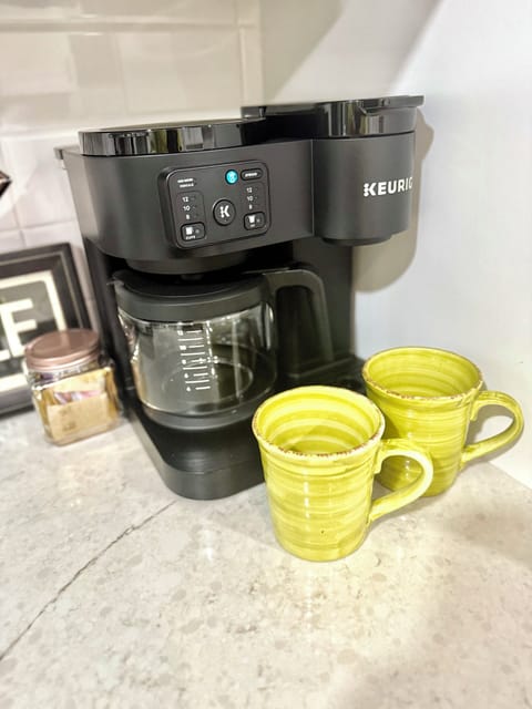 Keurig combo gives you both ways to do coffee and an iced coffee option!