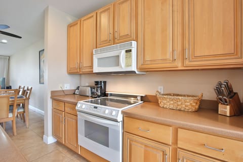 Kitchen With Microwave and Oven