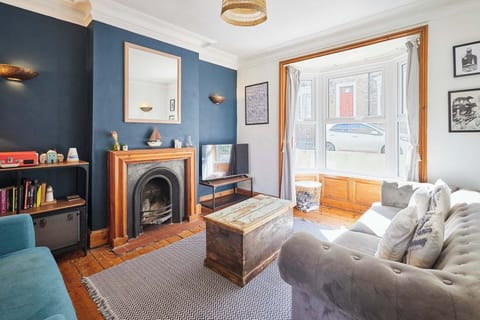 Gray Street, Whitby - Host & Stay