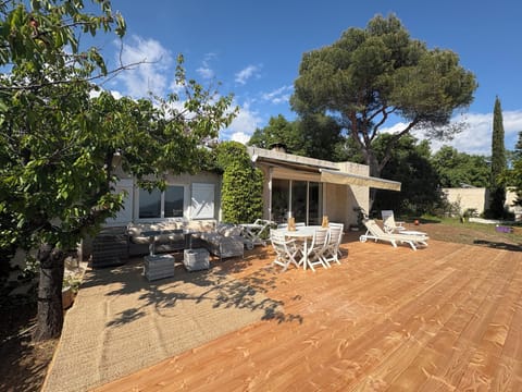 Villa Horizon Blue