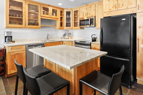 Kitchen Island seating for 3 people.
