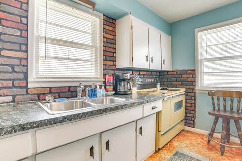 Kitchen | Drip Coffee Maker | Cooking Basics