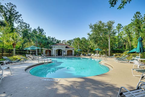 Deer Creek of Hunter's Ridge | Community Pool | Single-Story Home