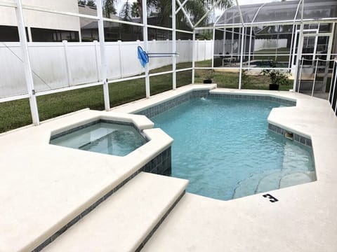 Pool 1.JPG