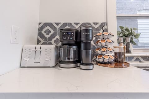 Coffee Corner: Start your day with fresh brews and a delicious breakfast in this inviting nook!