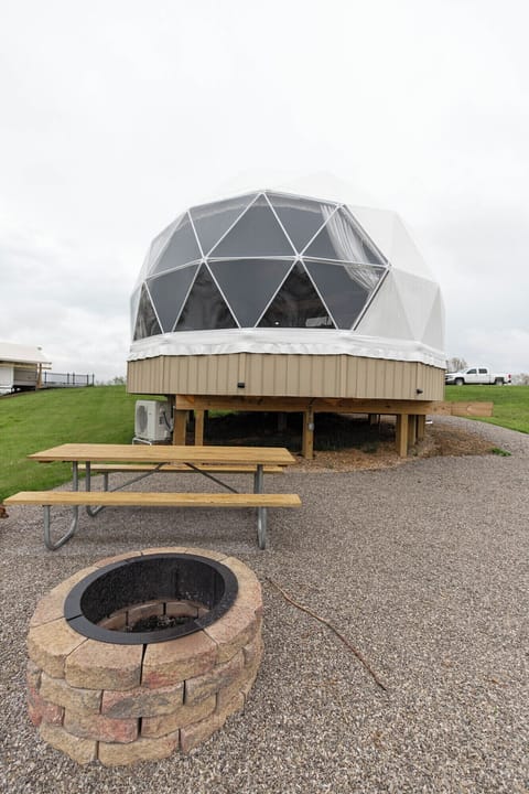 Firepit for those perfectly toasted s'mores!