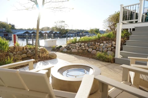 Lower outdoor patio facing the river docks