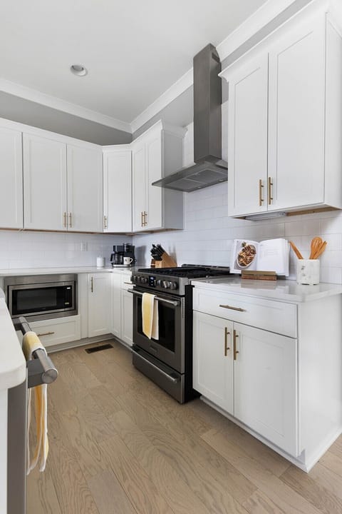 Kitchen details - fully equipped and coffee on us! (125 Lucile)