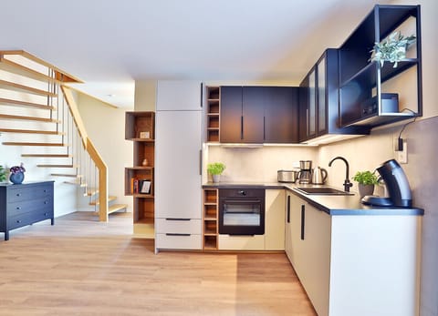 Koche dir ein leckeres Mahl in unserer voll ausgestatteten Küche