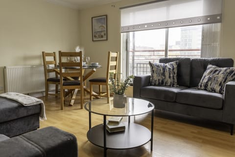 Living Room / Lounge