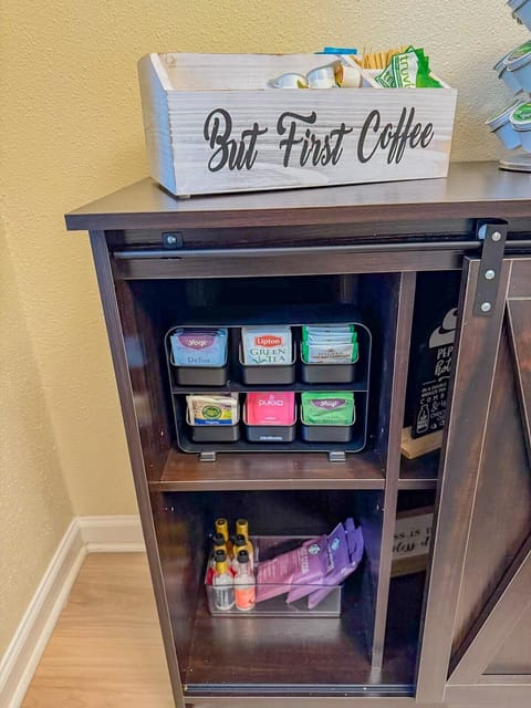 A variety of complementary teas to choose from.