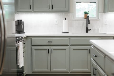 Clean, updated kitchen space