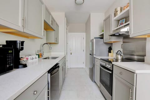 Updated kitchen with dishwasher