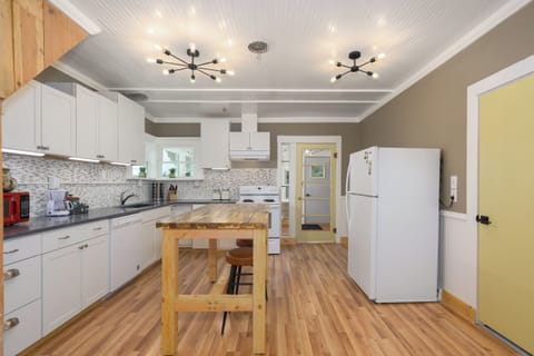 A full kitchen, with all necessary pots & pans, dishes, spices & COFFEE!