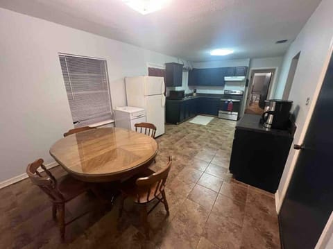 Set the mood for memorable meals — refined dining