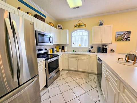 Waterway Getaway (30)