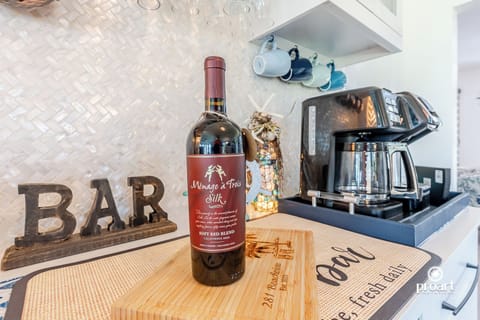 To show our gratitude for choosing us, please enjoy a complimentary bottle of wine or champagne upon your arrival!