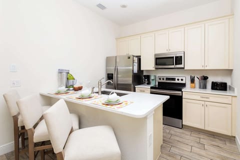 Sip morning coffee or grab a bite at the coastal counter, seating 3