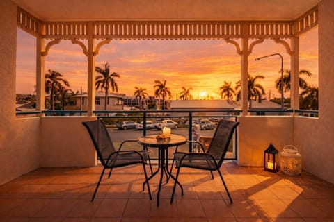 Private Balcony with Marina Views Townsville