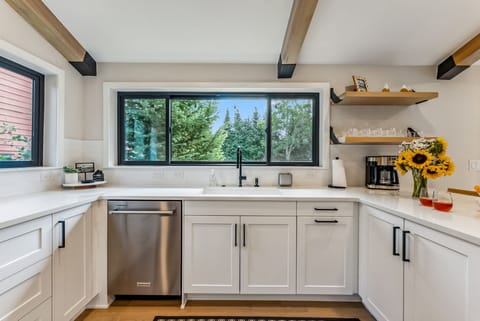 Sleek, modern, and designed for effortless cooking.