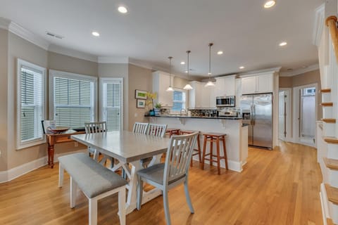 The Pelican-Dining Area  Kitchen