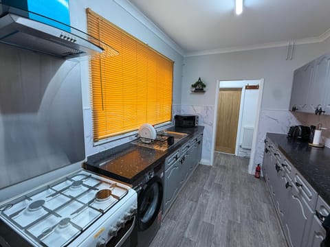 Evening Glow in the Modern Culinary Space