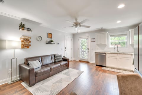 Living Room | Queen Sleeper Sofa | Smart TV | Free WiFi