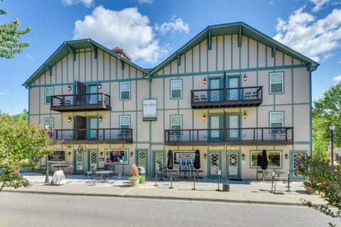 Helen Vacation Rental | 1BR | 1BA | 800 Sq Ft | Stairs Required