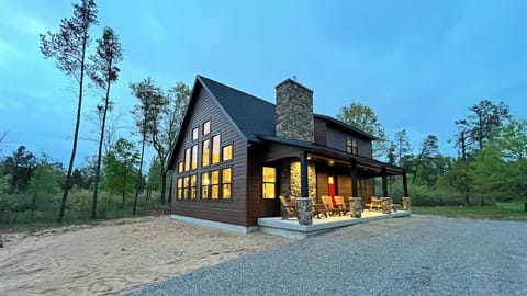 Outside Cabin - Night 