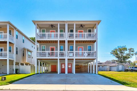 Tipsy Turtle-Front of Home