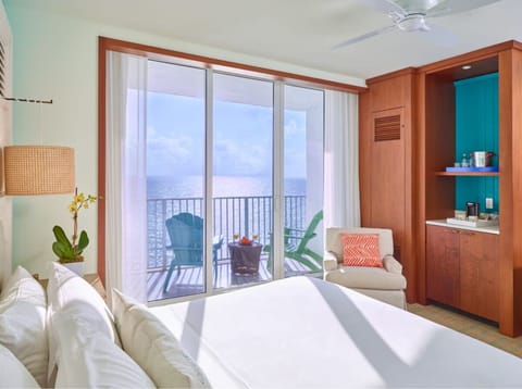 Unit with 1 King bed. Exact unit will be assigned upon arrival. Views, colors, and decor may vary.