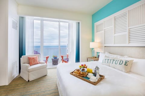 Unit with 1 King bed. Exact unit will be assigned upon arrival. Views, colors, and decor may vary.