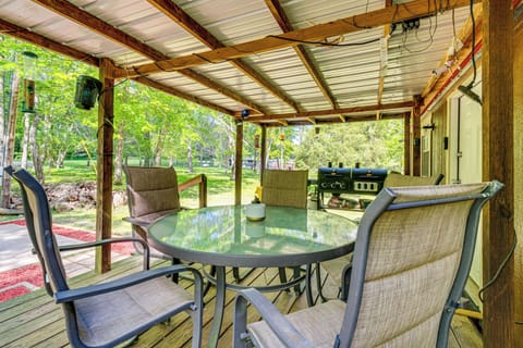 Covered Deck | Charcoal Grill