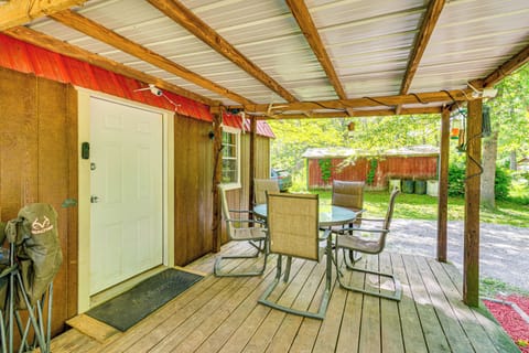 Covered Deck | Dining Set