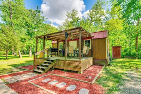 Johnsonville Vacation Rental | Studio | 1BA | 5 Steps to Enter | 400 Sq Ft