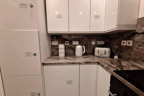 Ae8e8b0b 5e4f 4a39 8ac8 6d829ce7a8d9