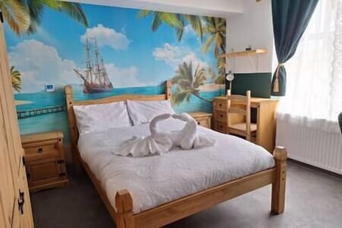 Ad79d901 64fe 456e 8546 3d5d5bcf5f9e