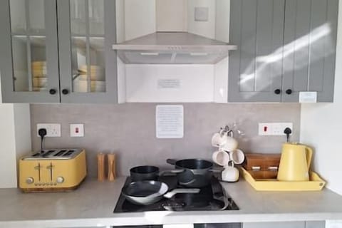 E9c93669 a2eb 4d18 8c55 697e5dc9dc07