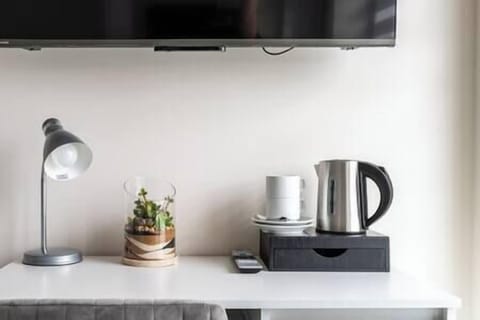 355ceebe b701 40ca b98c 052320c8e1f4