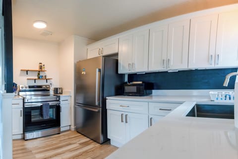 Kitchen | Trash Bags/Paper Towels | Cooking Basics | Keurig