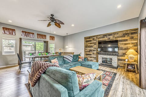 Ruidoso Vacation Rental | 3BR | 2.5BA | Stairs Required | 1,400 Sq Ft