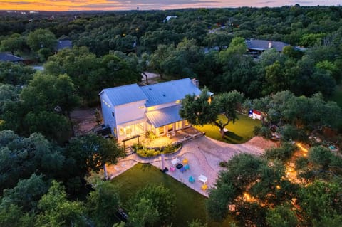 Welcome to El Dorado Estate, your Austin escape.