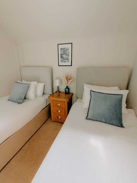Twin-Room