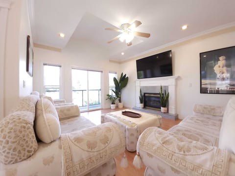 Large sitting area with smart TV