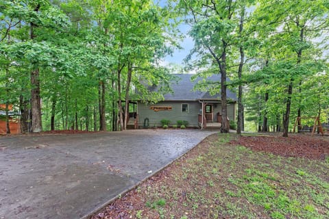 Architecture, Building, Cottage, House, Outdoors